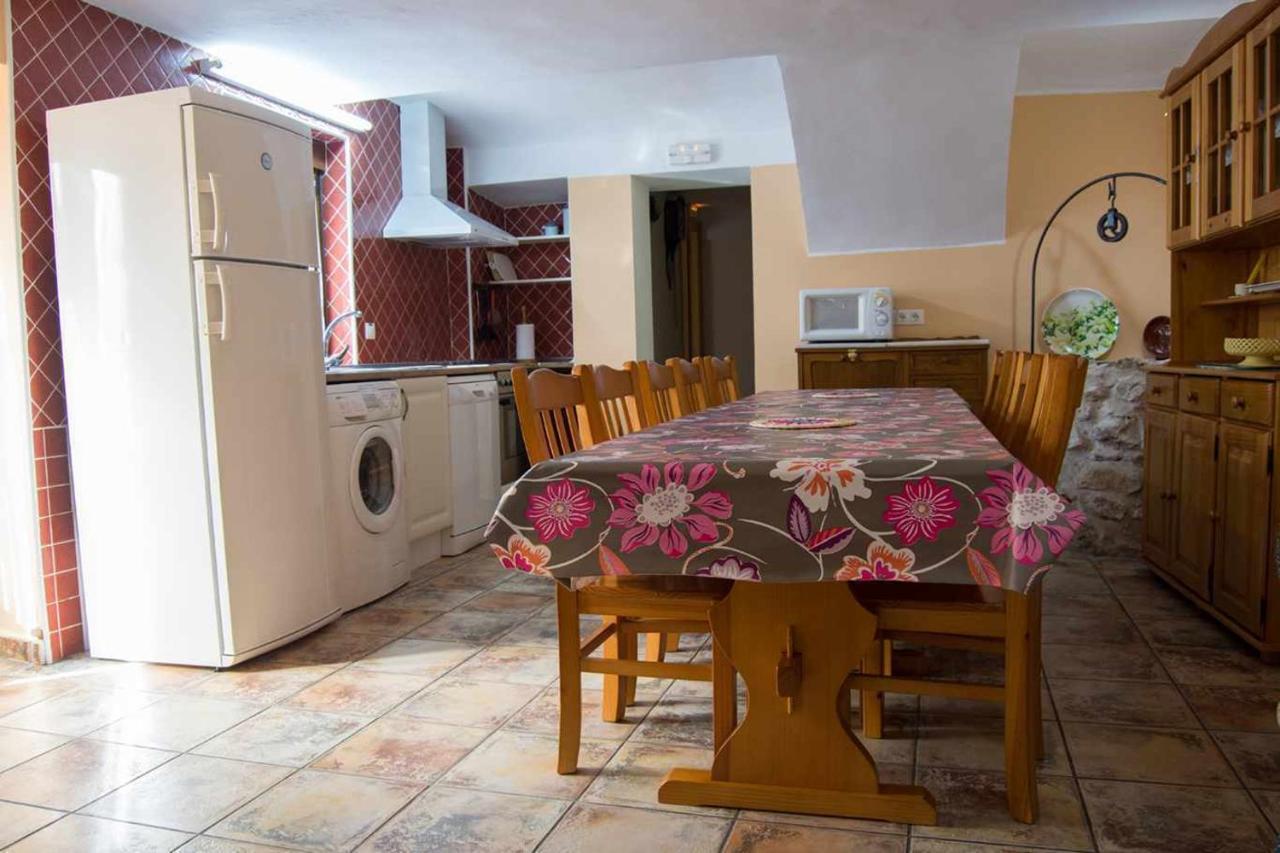 Casa Rural Con Jacuzzi La Parrilla  Exteriör bild