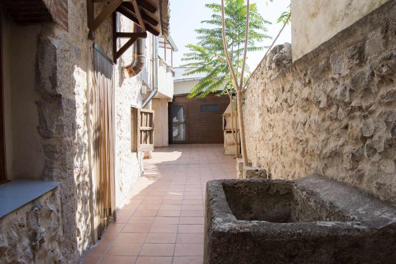 Casa Rural Con Jacuzzi La Parrilla  Exteriör bild
